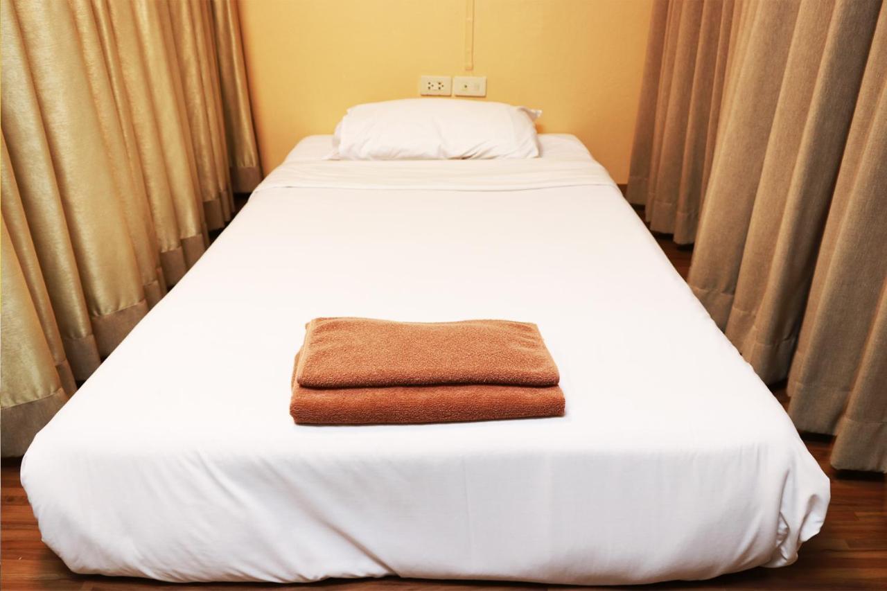 Gemma Sukhumvit Otel Bangkok Dış mekan fotoğraf